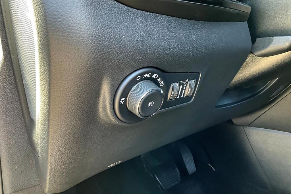 new 2026 Jeep Compass car, priced at $27,755