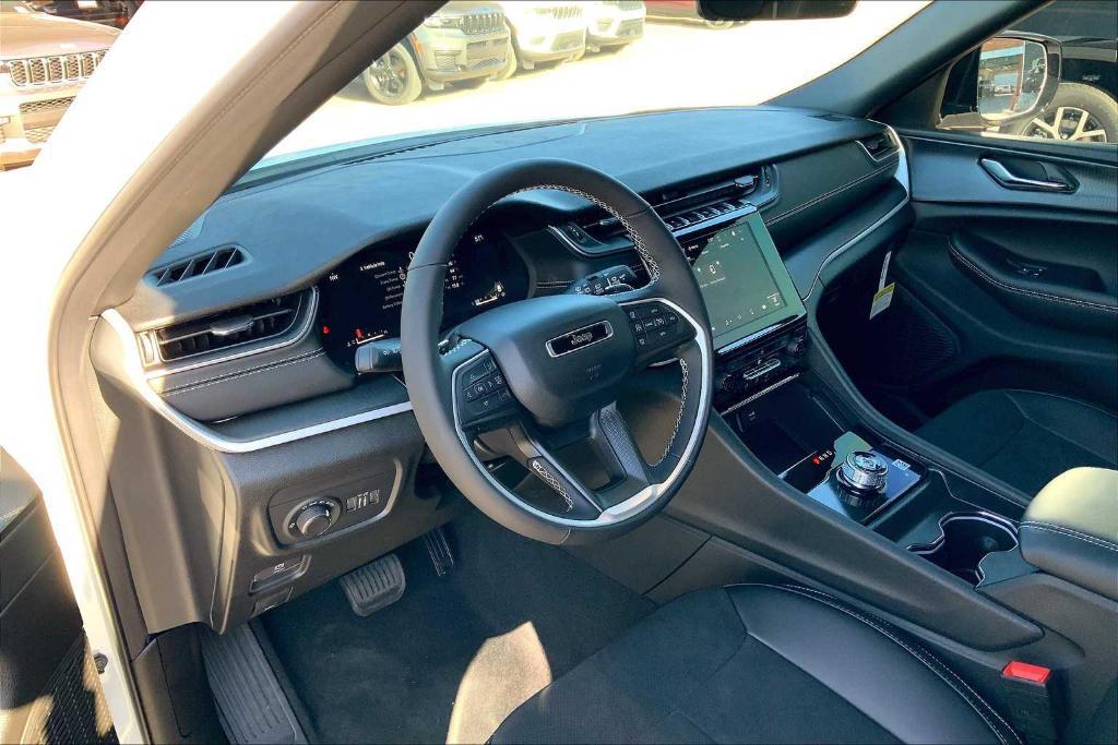 new 2025 Jeep Grand Cherokee L car, priced at $41,380