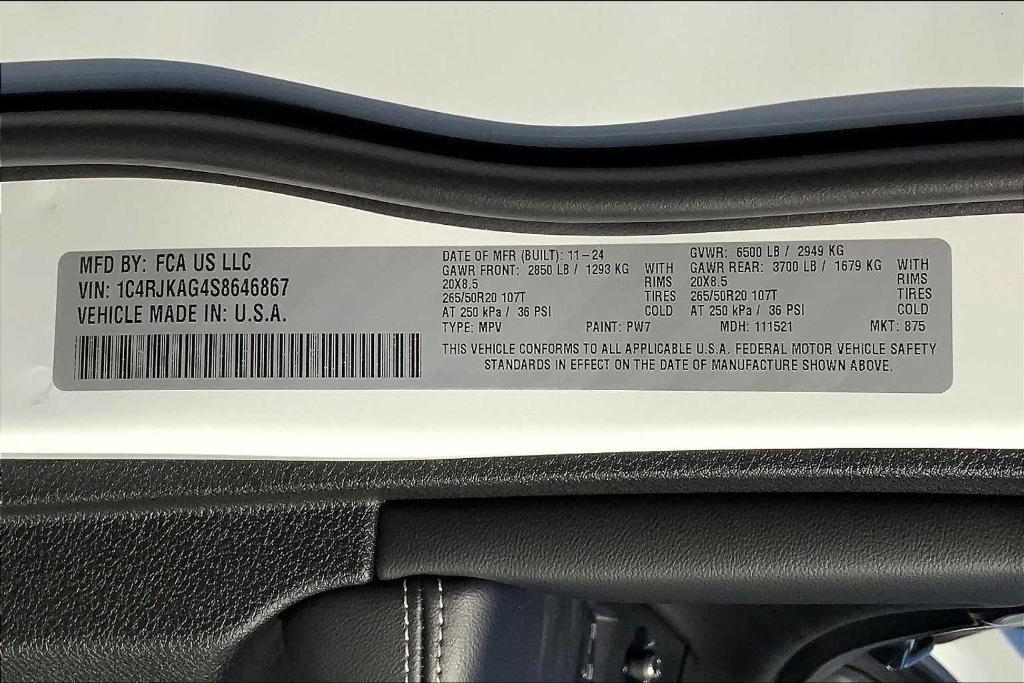 new 2025 Jeep Grand Cherokee L car, priced at $41,380
