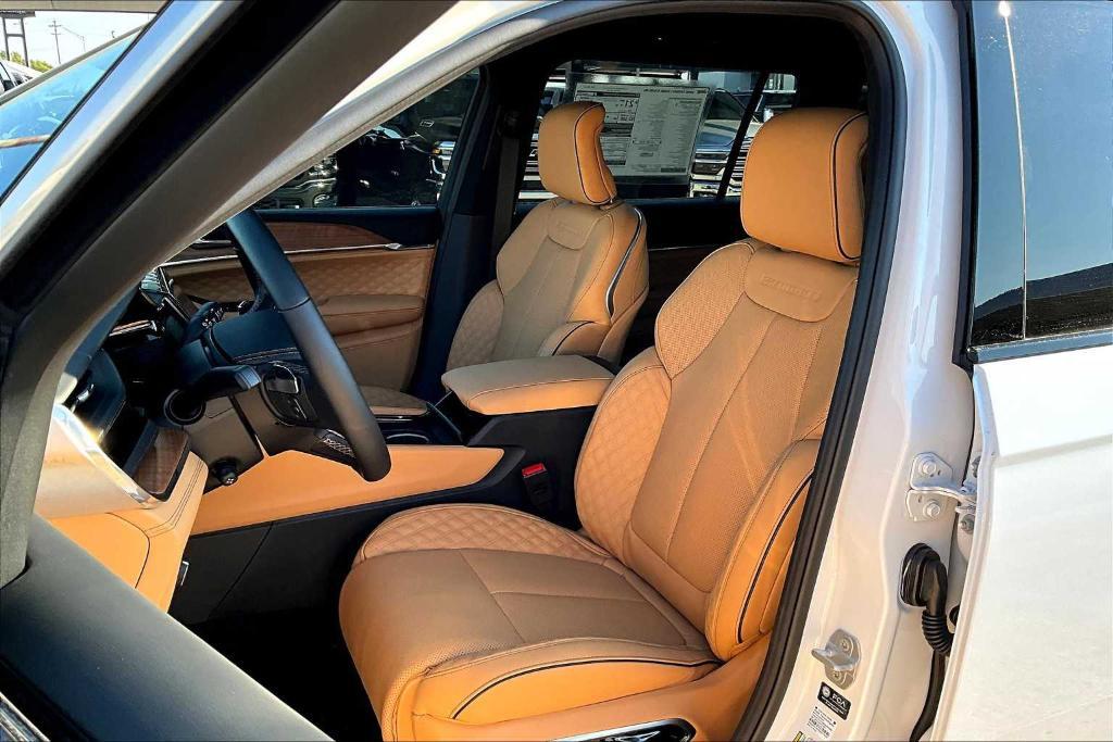 new 2025 Jeep Grand Cherokee L car, priced at $57,799