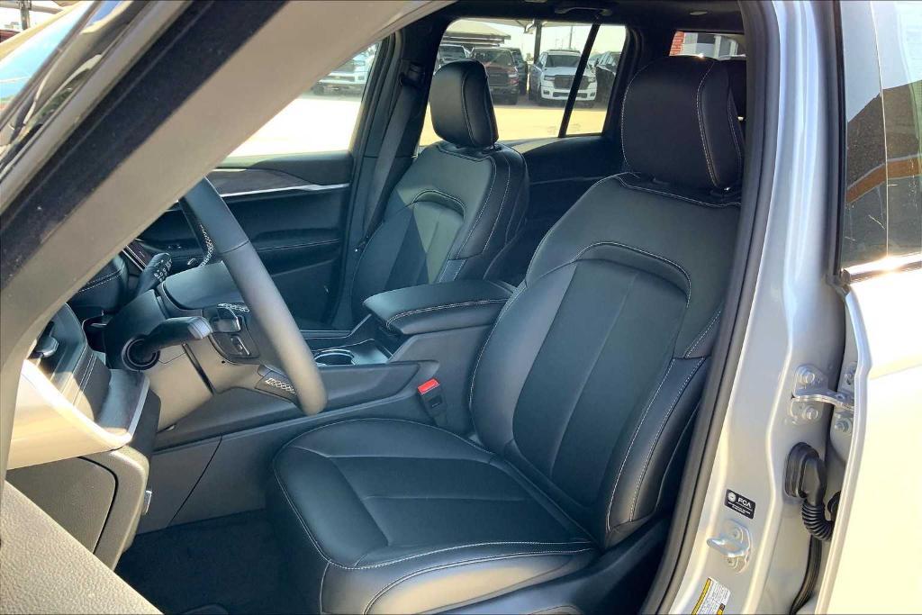 new 2025 Jeep Grand Cherokee car, priced at $54,030