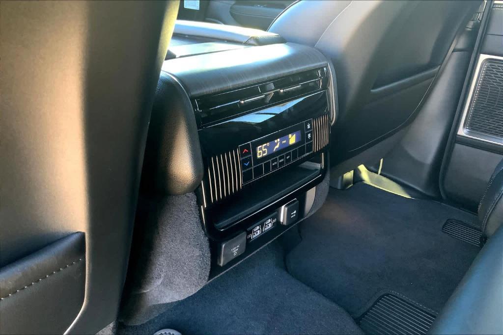 new 2024 Jeep Wagoneer L car, priced at $67,109