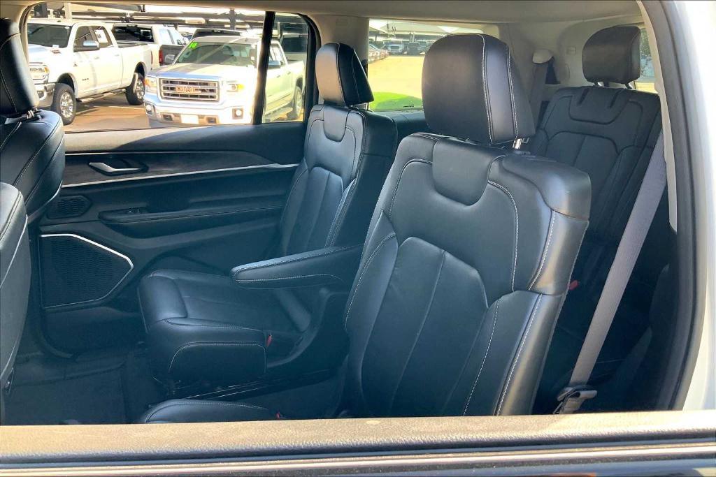 used 2021 Jeep Grand Cherokee L car, priced at $28,793