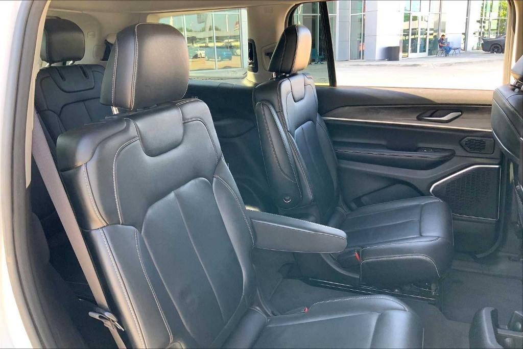 used 2021 Jeep Grand Cherokee L car, priced at $28,793
