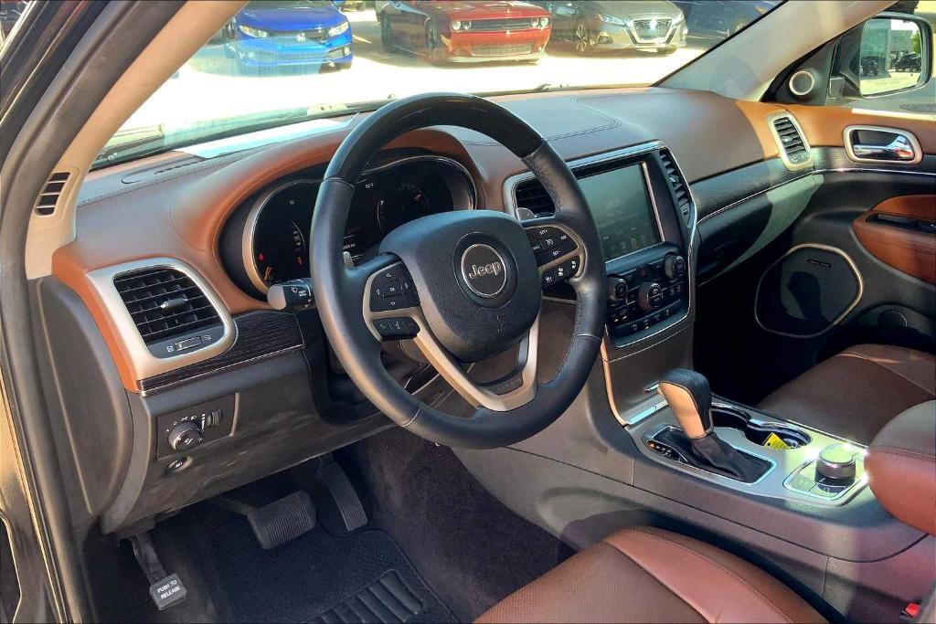 used 2016 Jeep Grand Cherokee car, priced at $15,914
