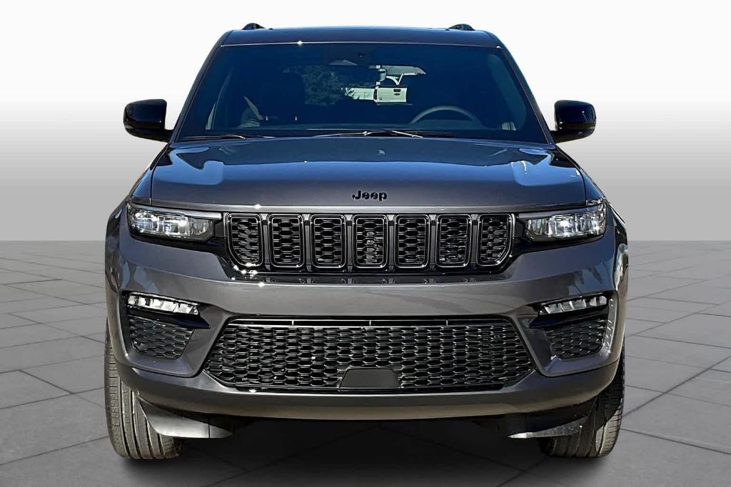 new 2025 Jeep Grand Cherokee car, priced at $47,498