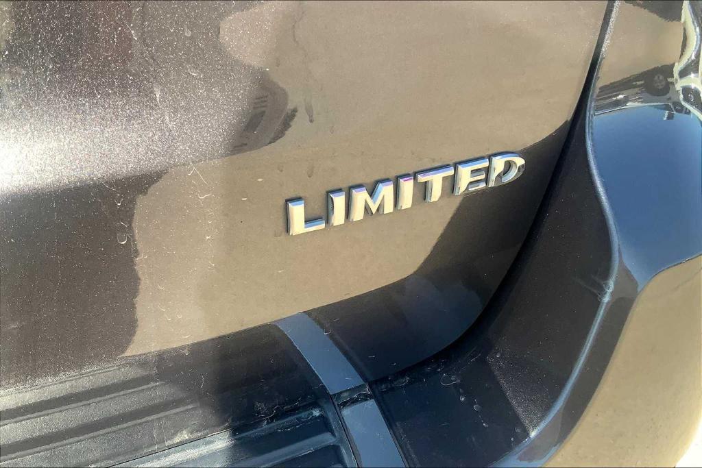 used 2019 Jeep Grand Cherokee car, priced at $18,275