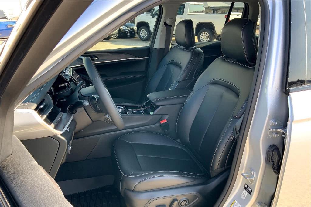 new 2023 Jeep Grand Cherokee 4xe car, priced at $58,520