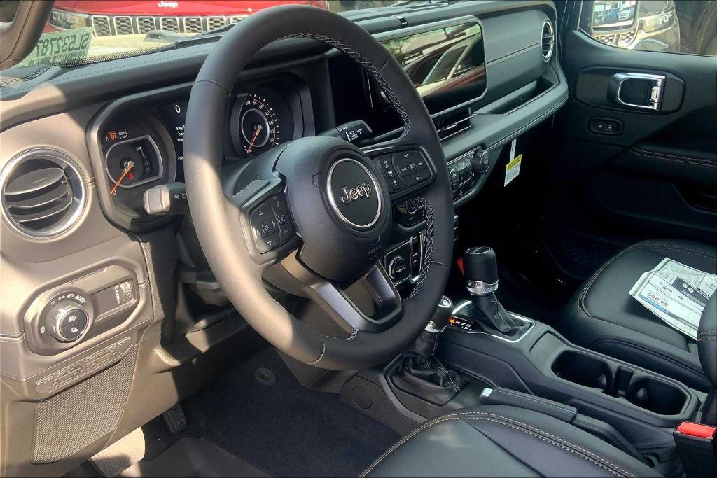 new 2025 Jeep Gladiator car, priced at $41,277