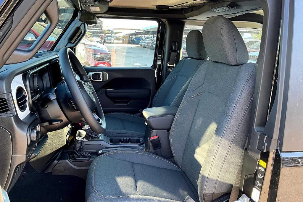 new 2026 Jeep Wrangler car, priced at $35,265