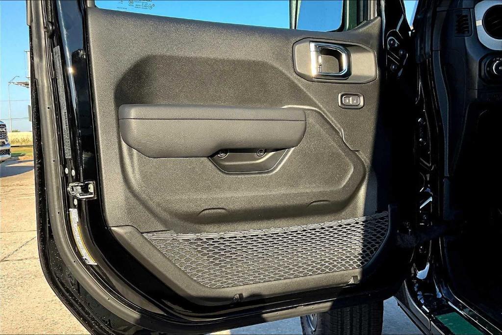 new 2026 Jeep Wrangler car, priced at $35,265