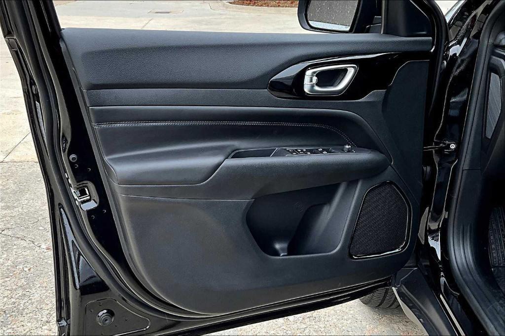new 2025 Jeep Compass car, priced at $27,375