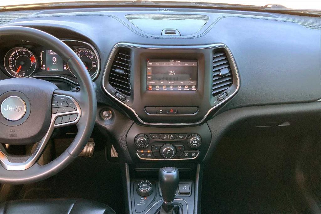 used 2020 Jeep Cherokee car, priced at $15,791