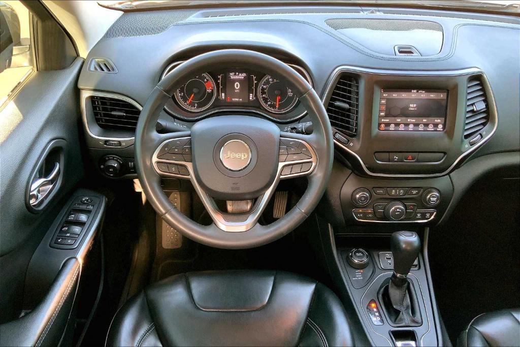 used 2020 Jeep Cherokee car, priced at $15,791