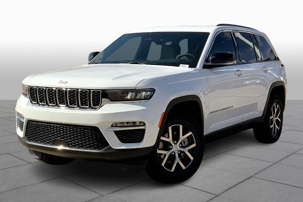 new 2025 Jeep Grand Cherokee car, priced at $42,954