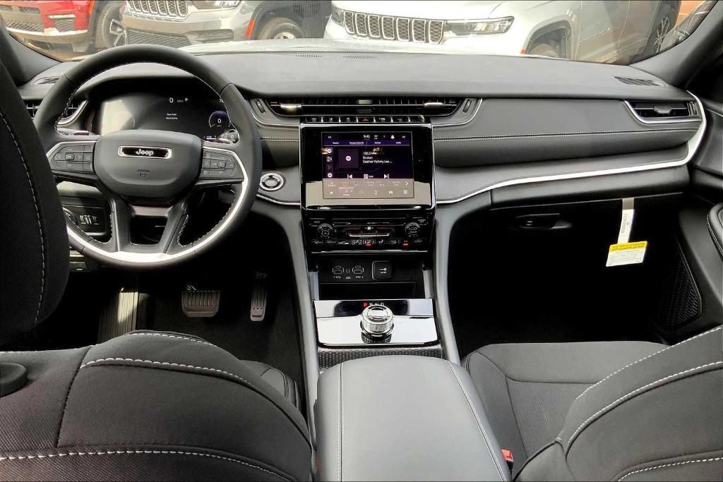 new 2025 Jeep Grand Cherokee L car, priced at $39,742