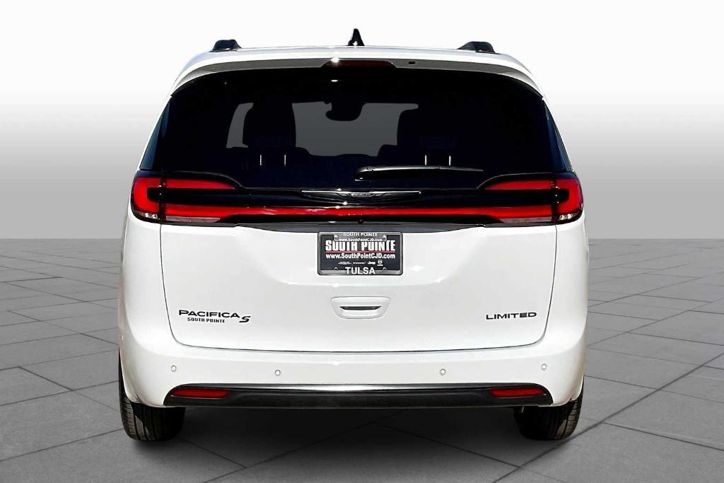 new 2025 Chrysler Pacifica car, priced at $46,800