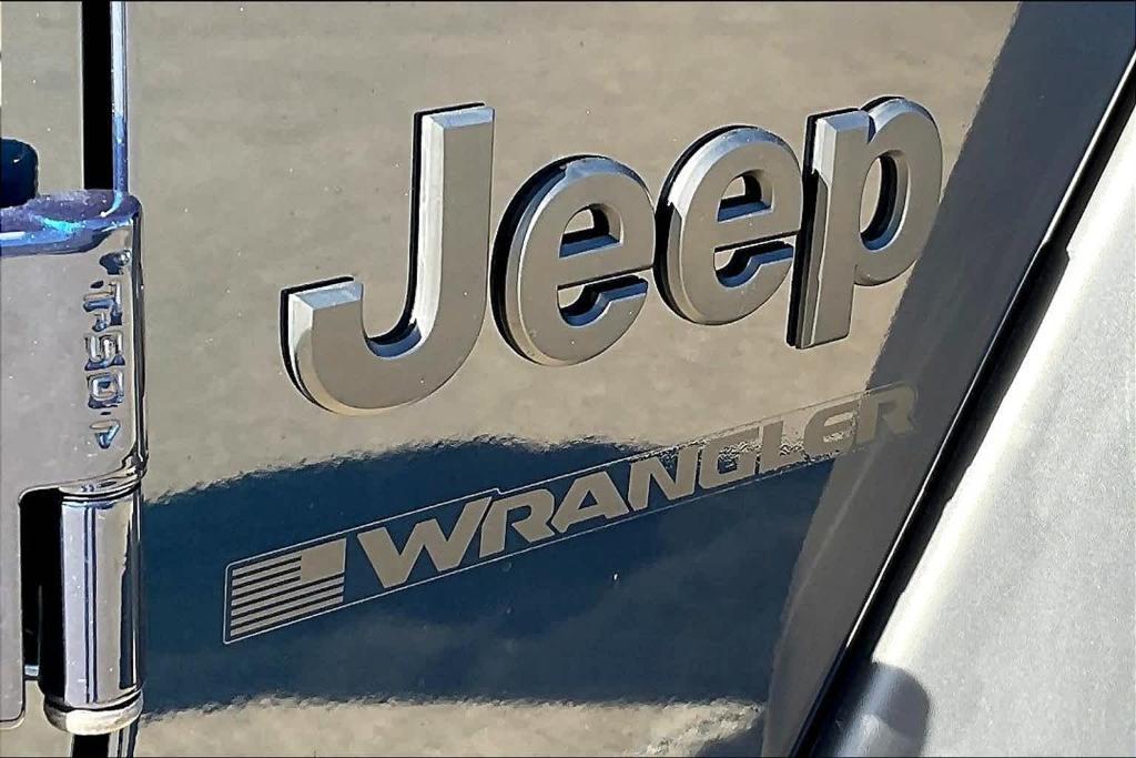 new 2025 Jeep Wrangler car, priced at $39,499