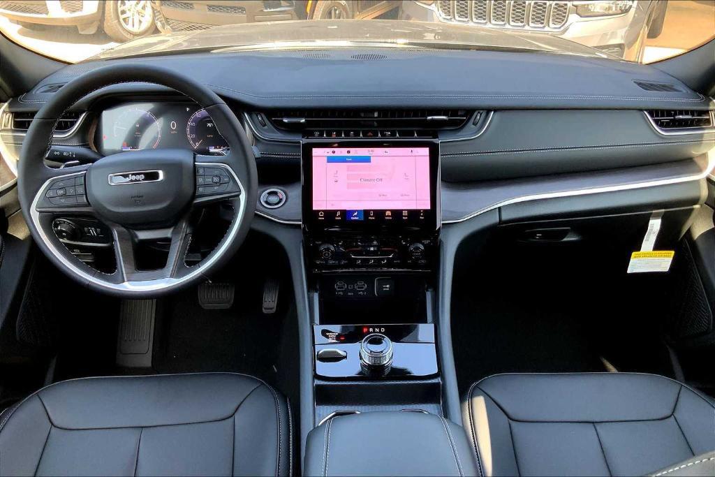 new 2025 Jeep Grand Cherokee L car, priced at $46,692