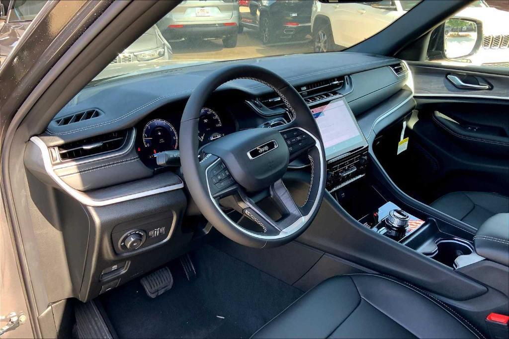 new 2025 Jeep Grand Cherokee L car, priced at $46,692