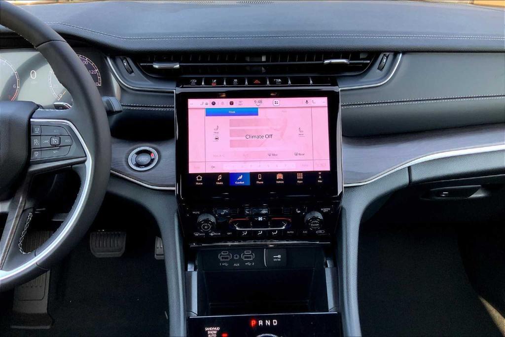 new 2025 Jeep Grand Cherokee L car, priced at $46,692