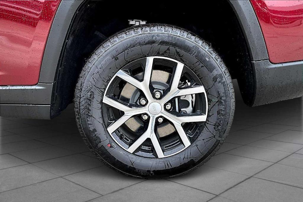 new 2025 Jeep Grand Cherokee L car, priced at $42,795