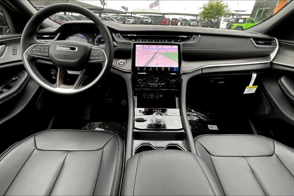 new 2025 Jeep Grand Cherokee L car, priced at $42,795
