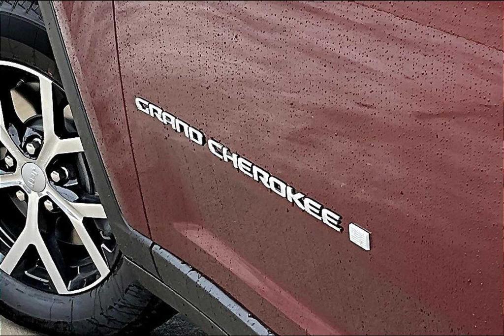 new 2025 Jeep Grand Cherokee L car, priced at $42,795