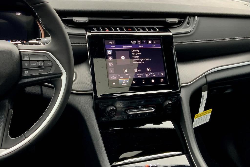 new 2025 Jeep Grand Cherokee car, priced at $39,675