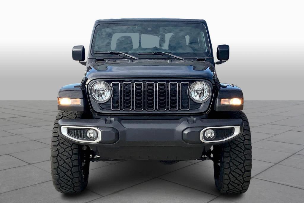 new 2024 Jeep Gladiator car, priced at $39,229