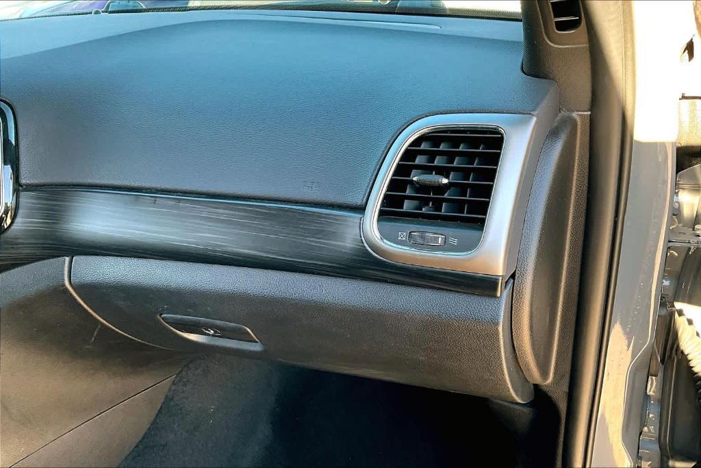 used 2021 Jeep Grand Cherokee car, priced at $20,257