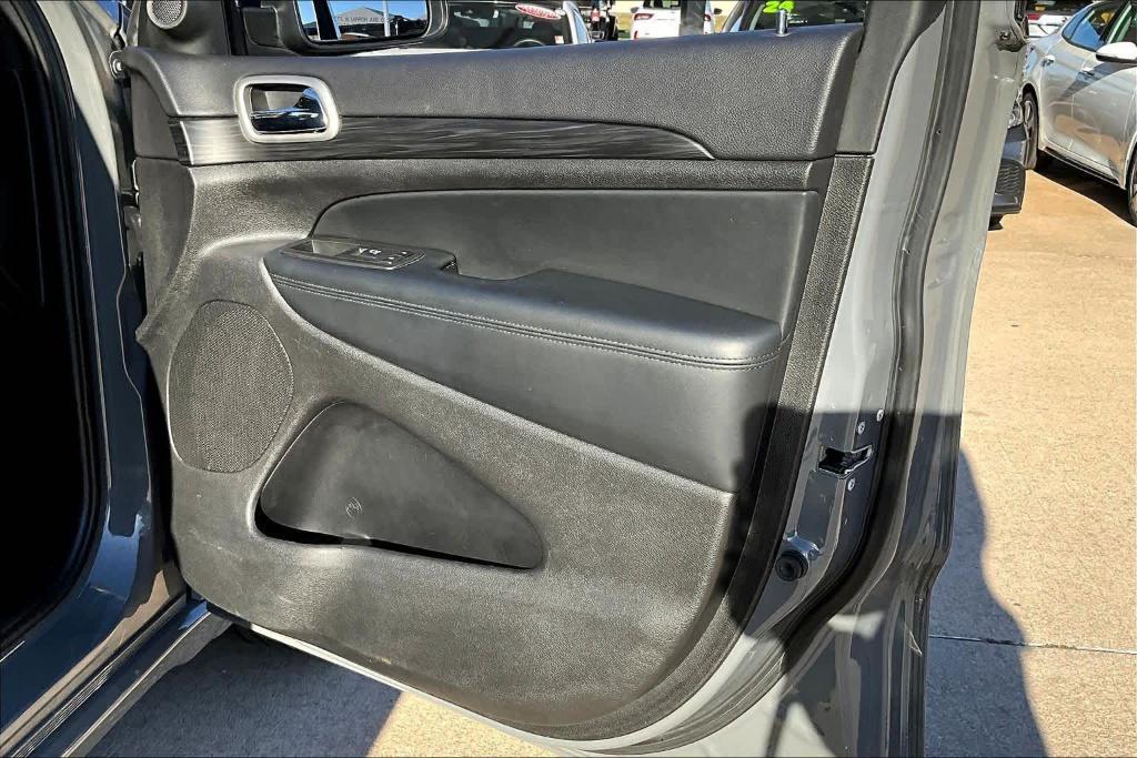 used 2021 Jeep Grand Cherokee car, priced at $20,257