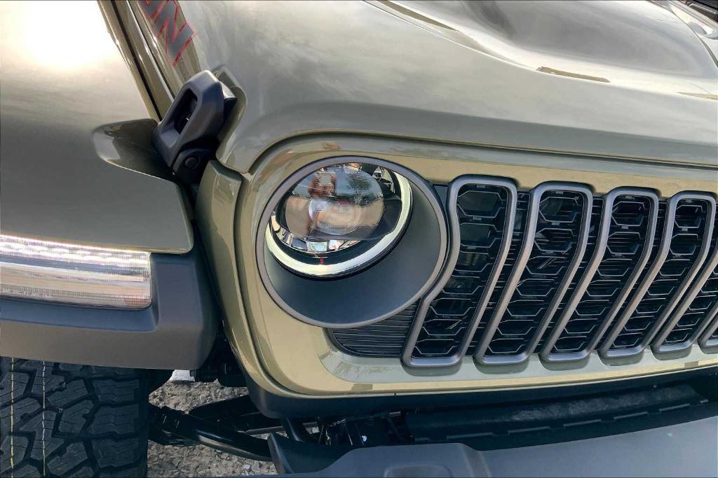 new 2025 Jeep Gladiator car, priced at $44,546