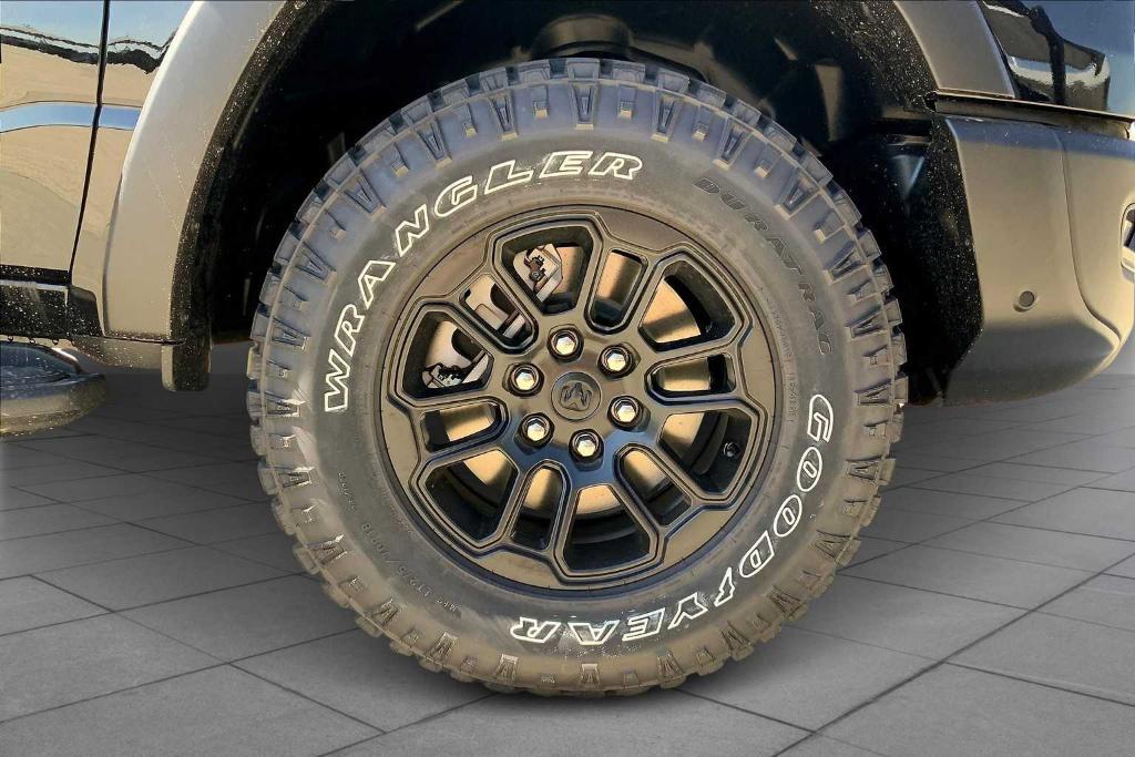 new 2025 Ram 1500 car, priced at $59,679