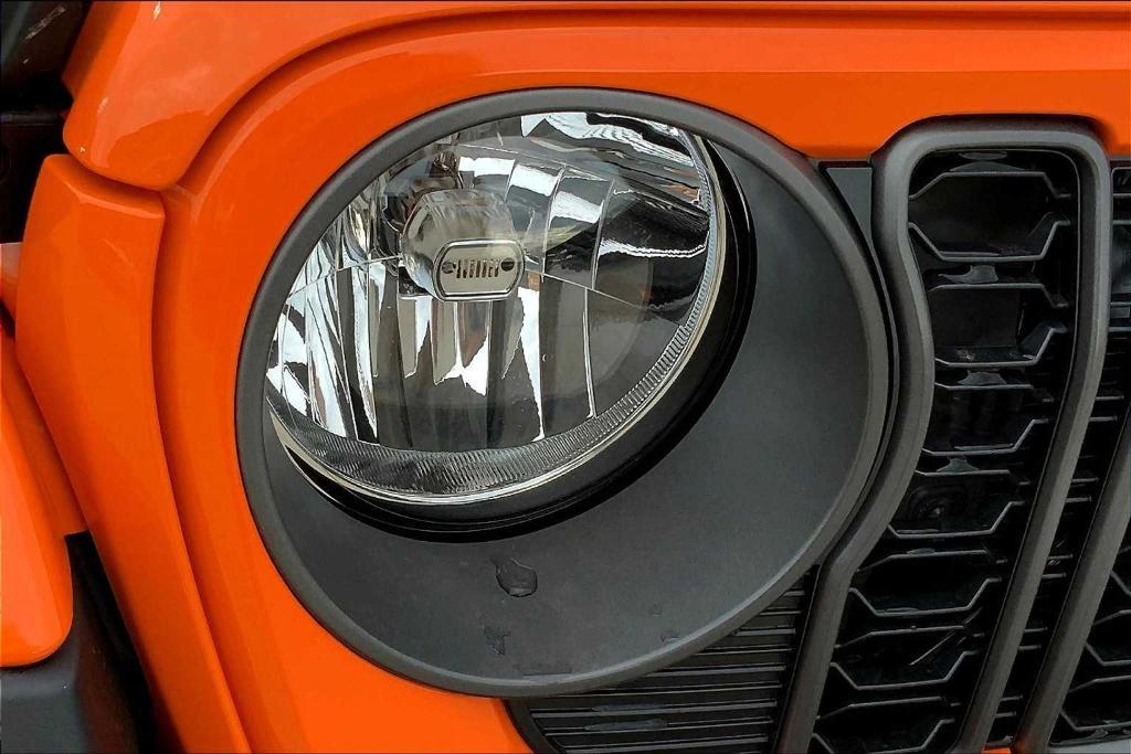 new 2025 Jeep Gladiator car, priced at $41,777
