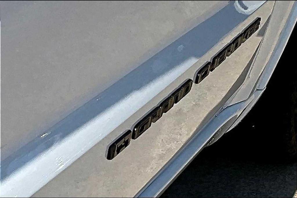 used 2021 Jeep Grand Cherokee car, priced at $29,843