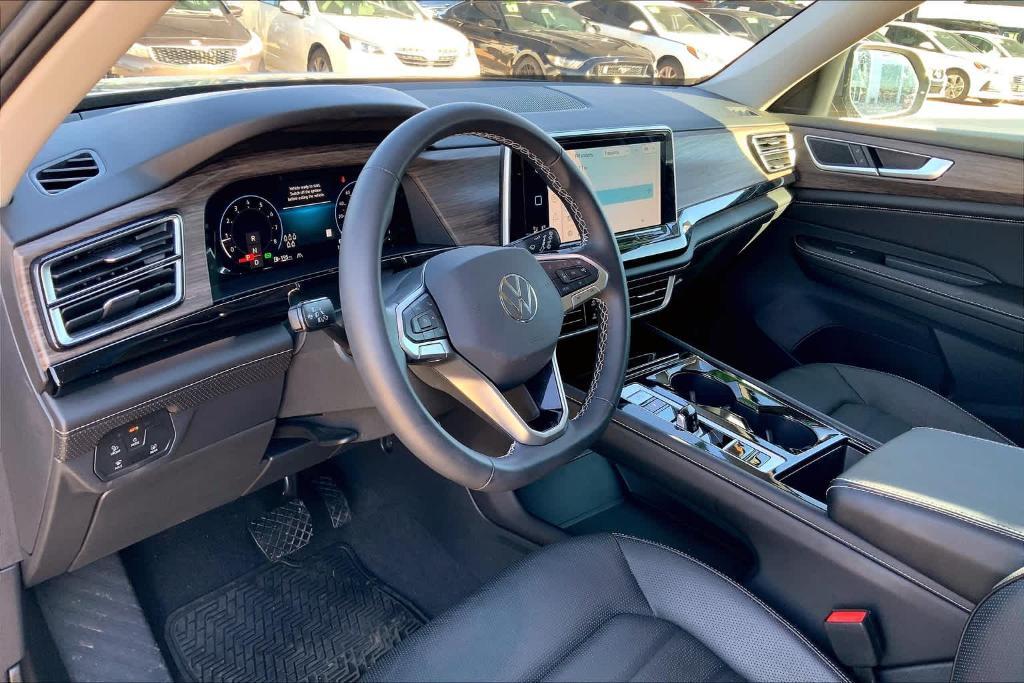 used 2024 Volkswagen Atlas car, priced at $40,393