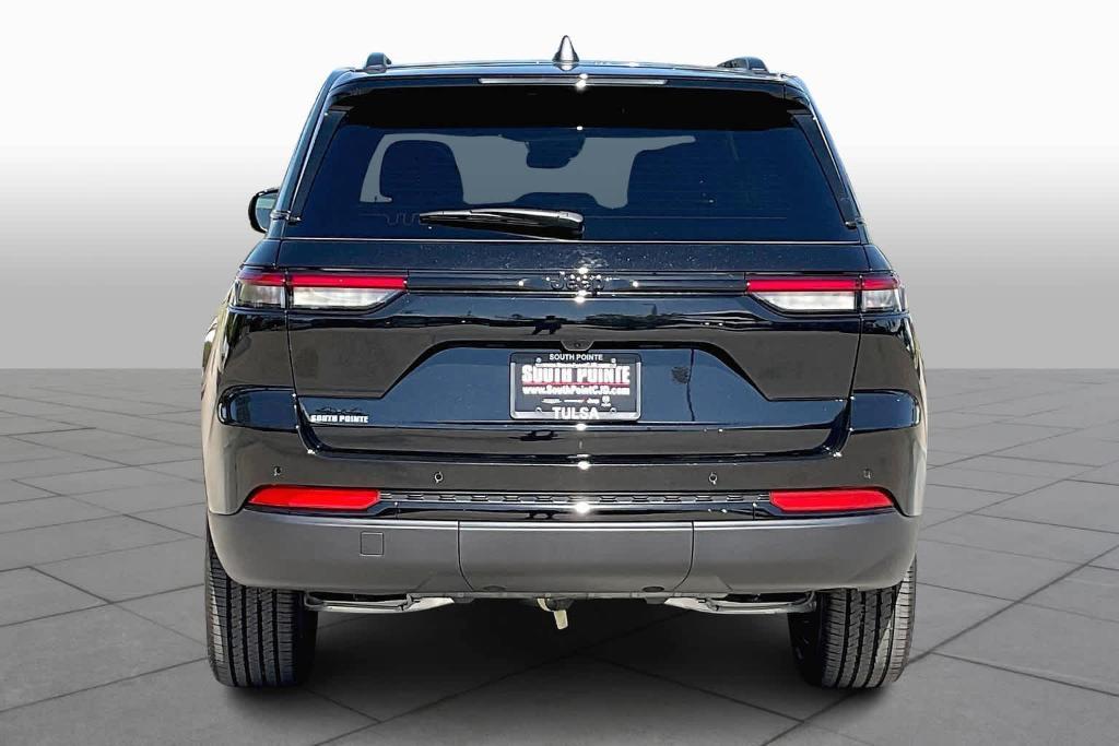 new 2025 Jeep Grand Cherokee car, priced at $43,499