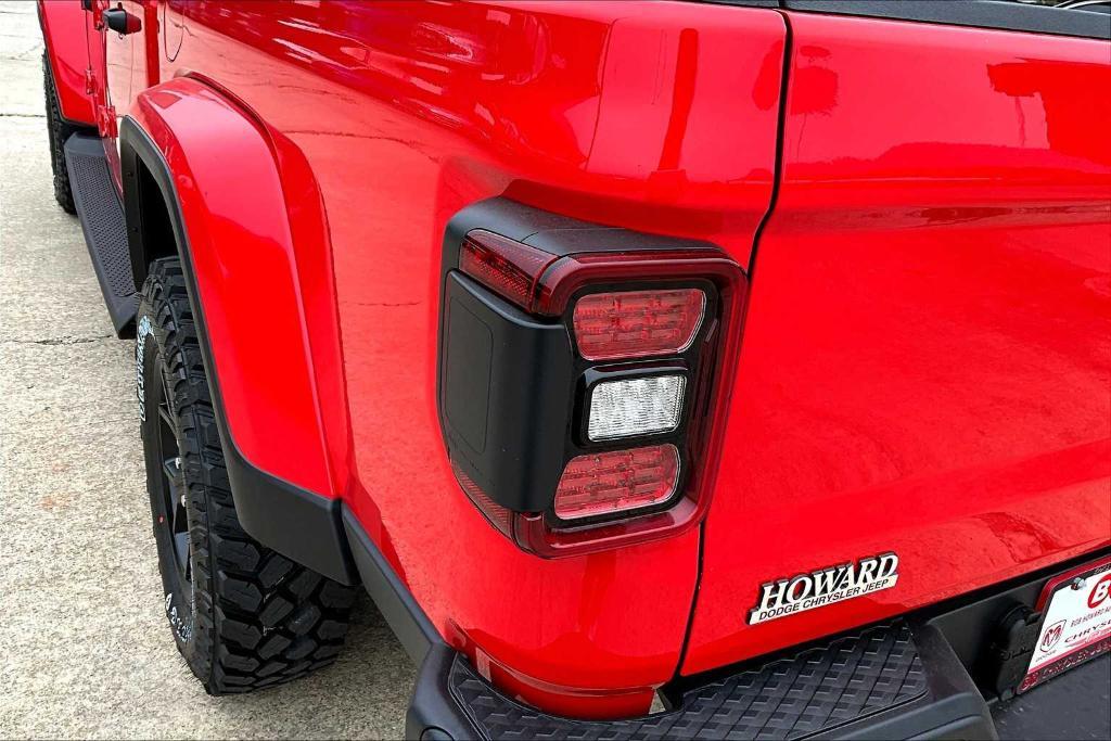 new 2025 Jeep Gladiator car, priced at $42,929