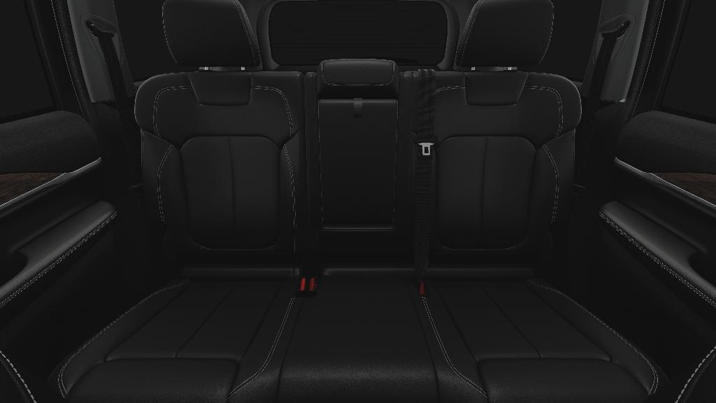 new 2025 Jeep Grand Cherokee car, priced at $44,012