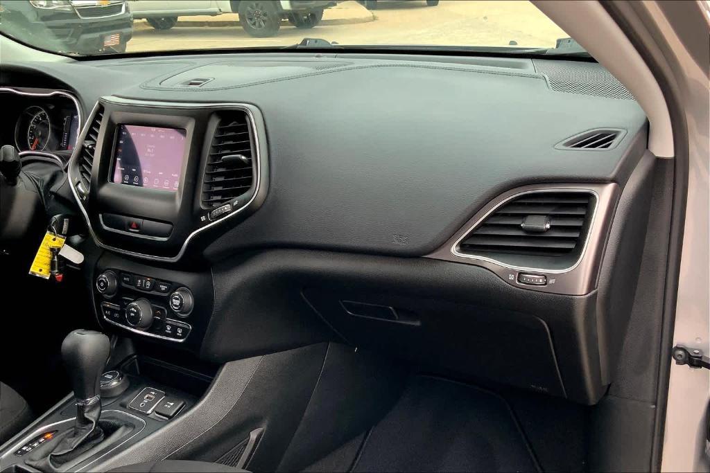 used 2020 Jeep Cherokee car, priced at $21,418