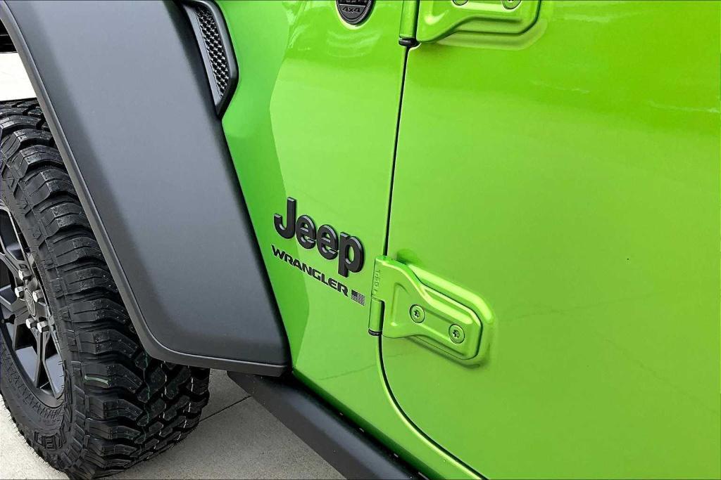 new 2025 Jeep Wrangler car, priced at $45,380