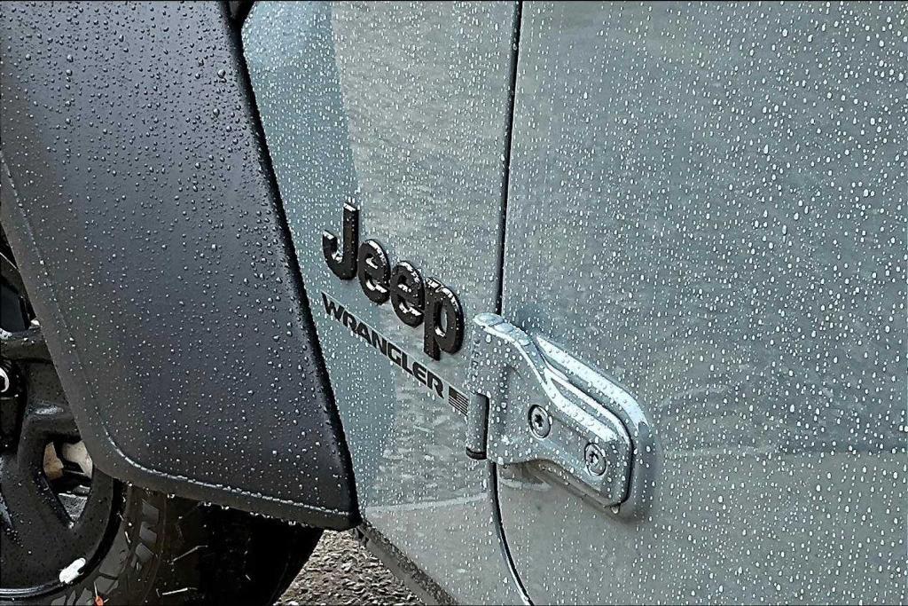 new 2025 Jeep Wrangler car, priced at $32,150