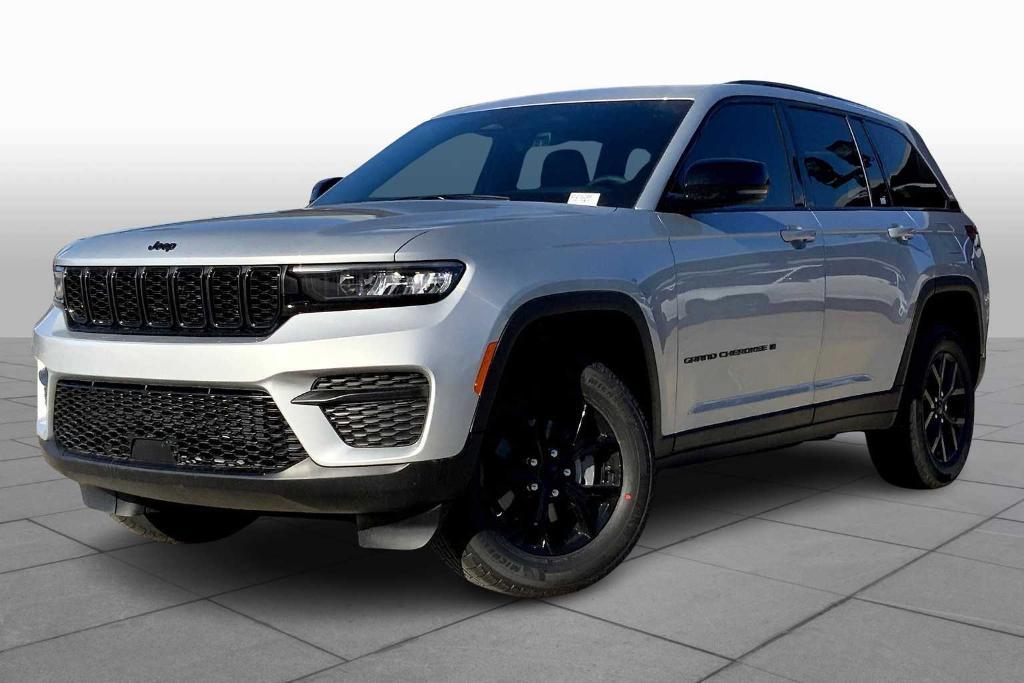 new 2025 Jeep Grand Cherokee car, priced at $39,054