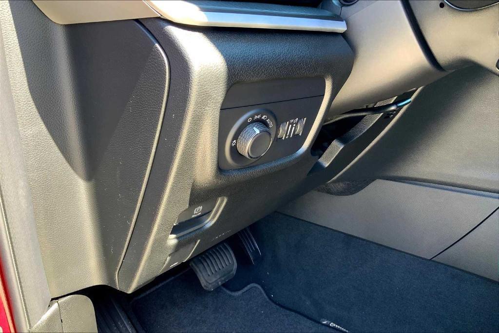 new 2025 Jeep Grand Cherokee L car, priced at $43,367