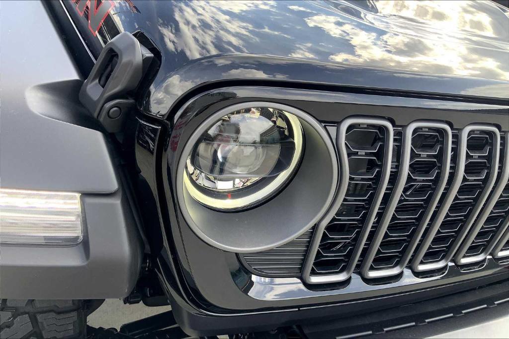 new 2025 Jeep Gladiator car, priced at $46,180