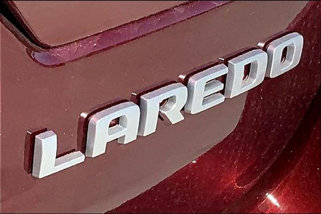 new 2025 Jeep Grand Cherokee car, priced at $34,175