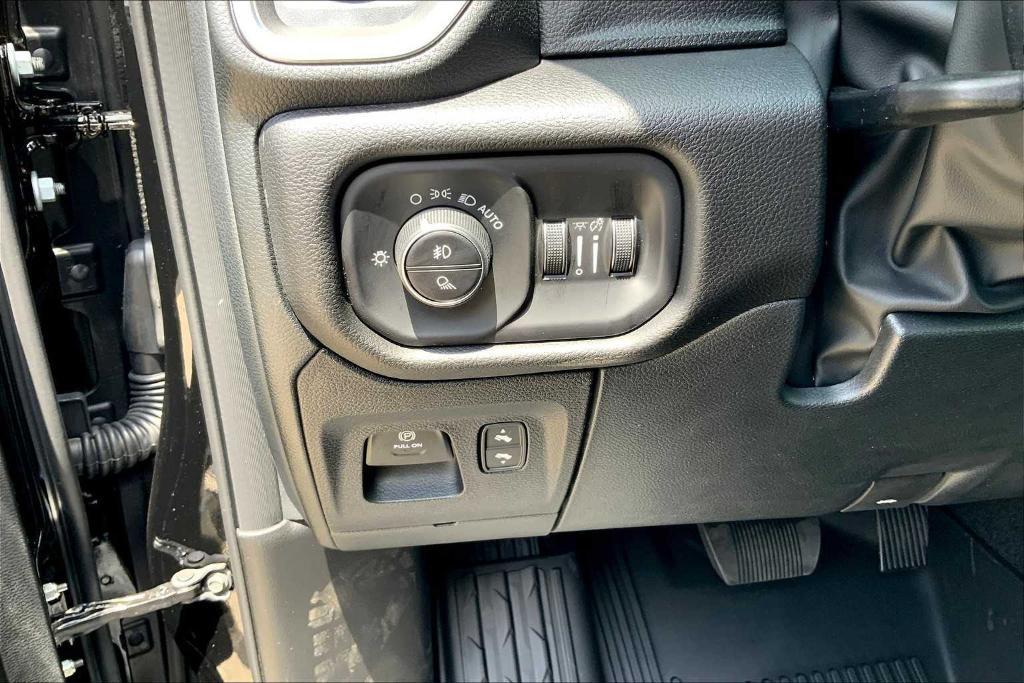 new 2025 Ram 1500 car, priced at $47,758