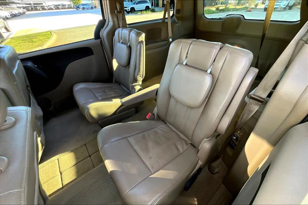 used 2014 Chrysler Town & Country car, priced at $5,995