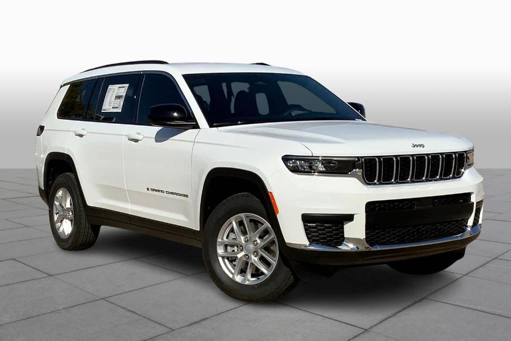 new 2025 Jeep Grand Cherokee L car, priced at $40,124